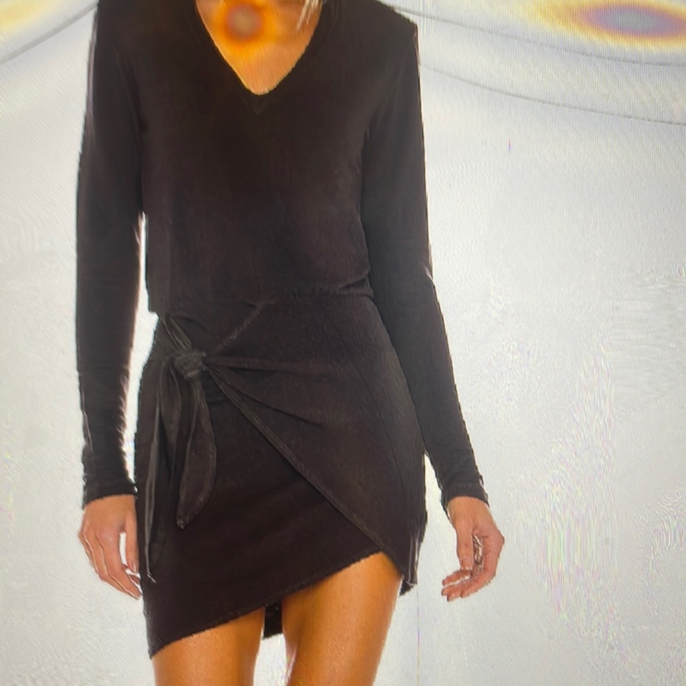 Monrow supersoft long sleeve dress in fadeblack